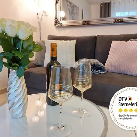 Waldblick Apartment *
